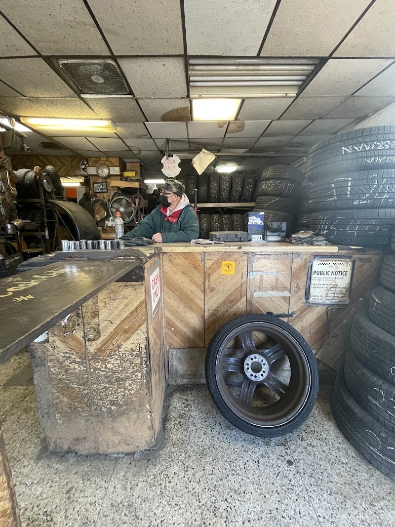 Soto Tire Repair in Chicago